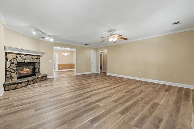 129 Buckeye Point, Commerce, GA 30530