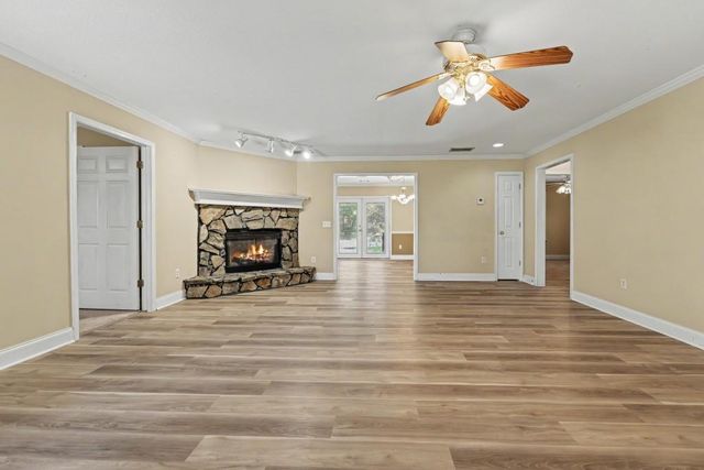 129 Buckeye Point, Commerce, GA 30530