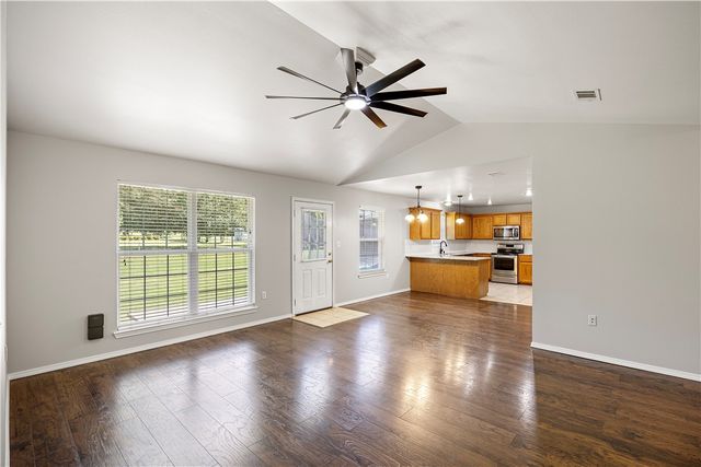 204 Willow Oak Drive, Dardanelle, AR 72834