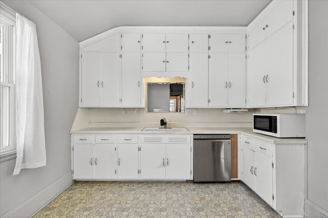 827 Lafond Avenue, Saint Paul, MN 55104