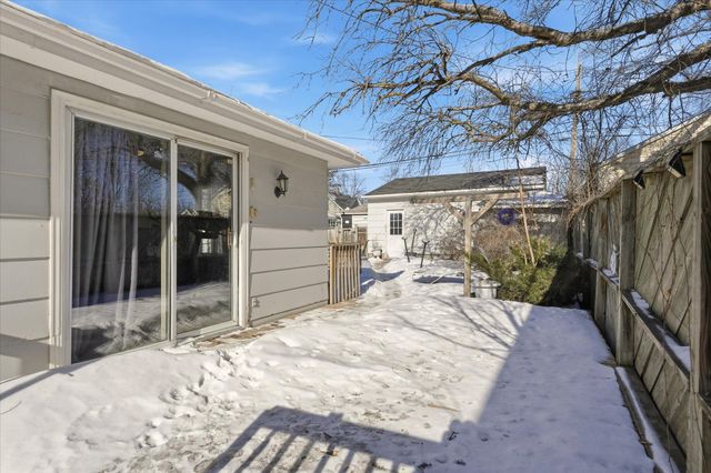 827 Lafond Avenue, Saint Paul, MN 55104