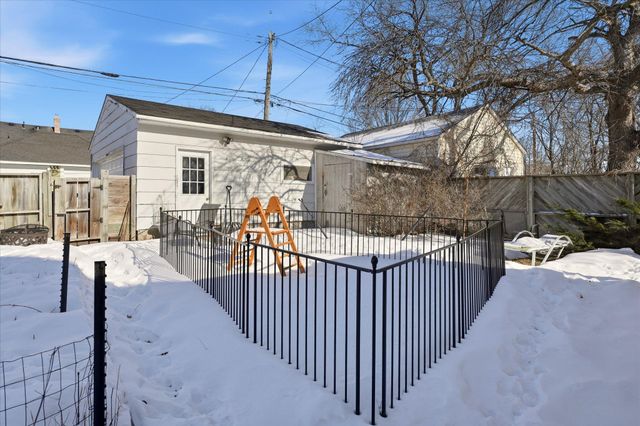 827 Lafond Avenue, Saint Paul, MN 55104