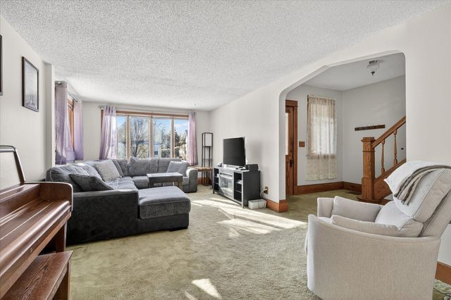 827 Lafond Avenue, Saint Paul, MN 55104