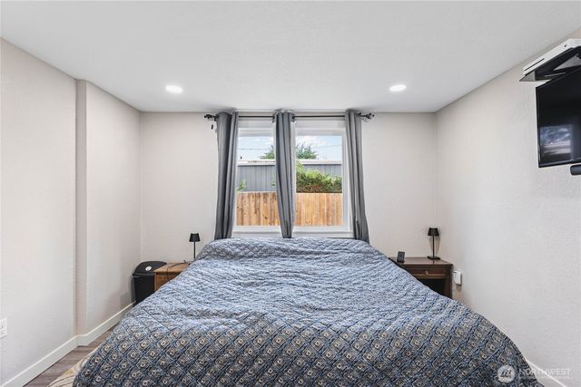 14923 W Thorne Lane SW, Lakewood, WA 98498