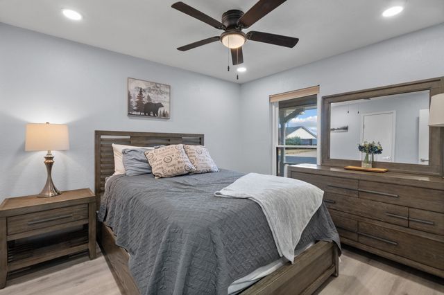 7629 Cedarhill Road, Watauga, TX 76148