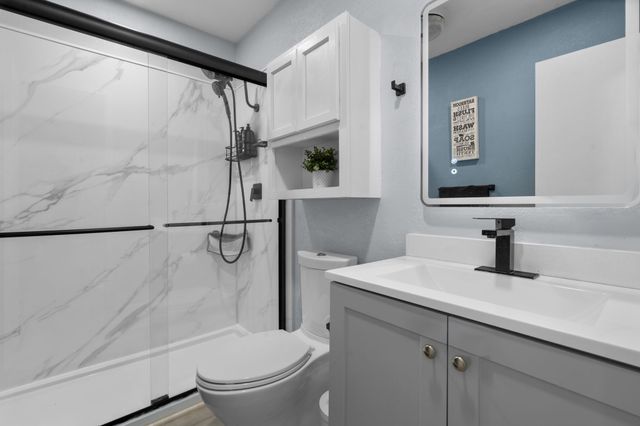 7629 Cedarhill Road, Watauga, TX 76148