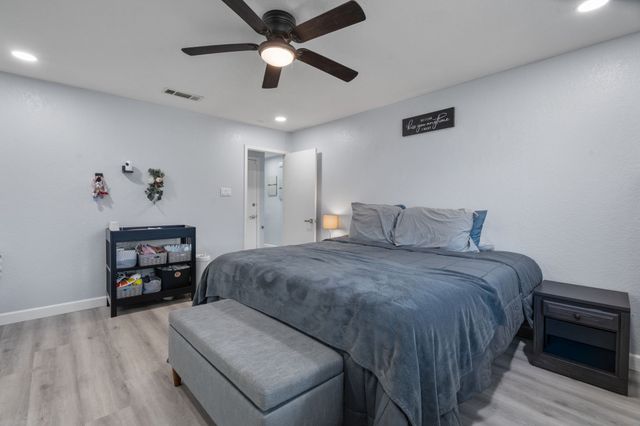 7629 Cedarhill Road, Watauga, TX 76148