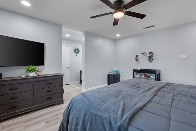 7629 Cedarhill Road, Watauga, TX 76148