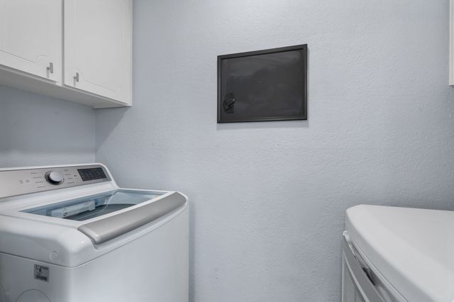 7629 Cedarhill Road, Watauga, TX 76148