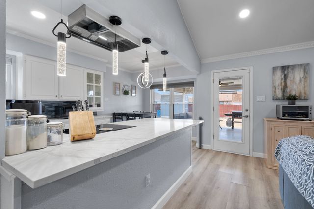 7629 Cedarhill Road, Watauga, TX 76148