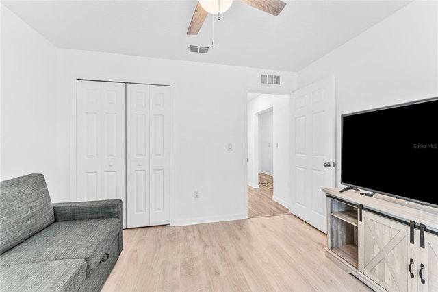 10 POINSETTIA LANE, Palm Coast, FL 32164