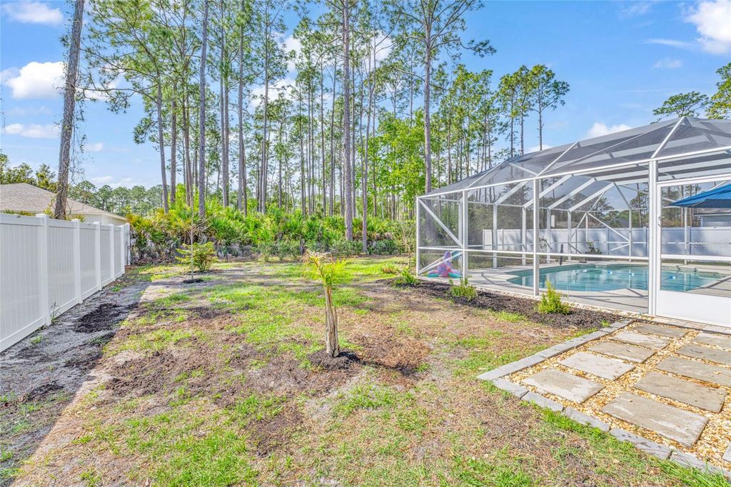 Image 29 of property listing at 10 POINSETTIA LANE, Palm Coast, FL 32164
