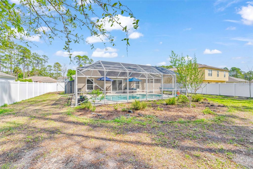 Image 31 of property listing at 10 POINSETTIA LANE, Palm Coast, FL 32164