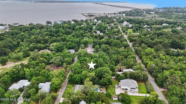 136 Leopold Street, Bay Saint Louis, MS 39520