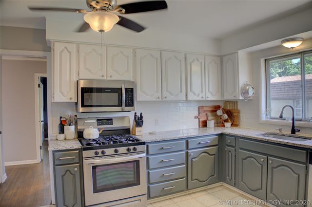 6766 E 26th Place, Tulsa, OK 74129