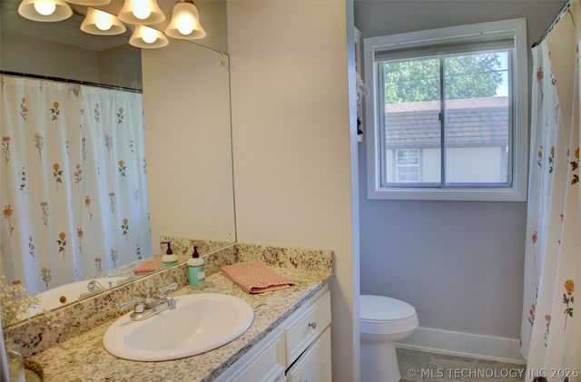 6766 E 26th Place, Tulsa, OK 74129