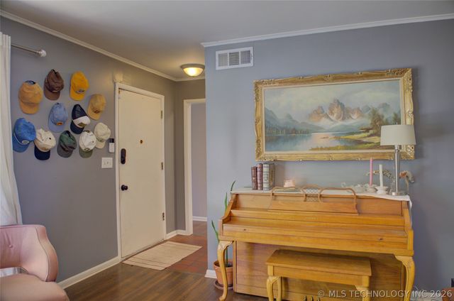 6766 E 26th Place, Tulsa, OK 74129