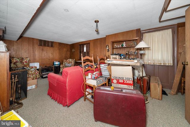 706 WOODSIDE AVE, Wilmington, DE 19809