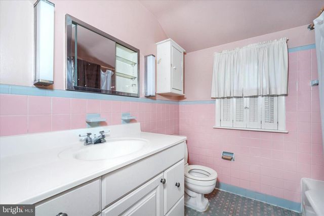 706 WOODSIDE AVE, Wilmington, DE 19809