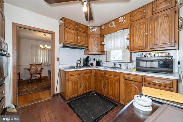 706 WOODSIDE AVE, Wilmington, DE 19809
