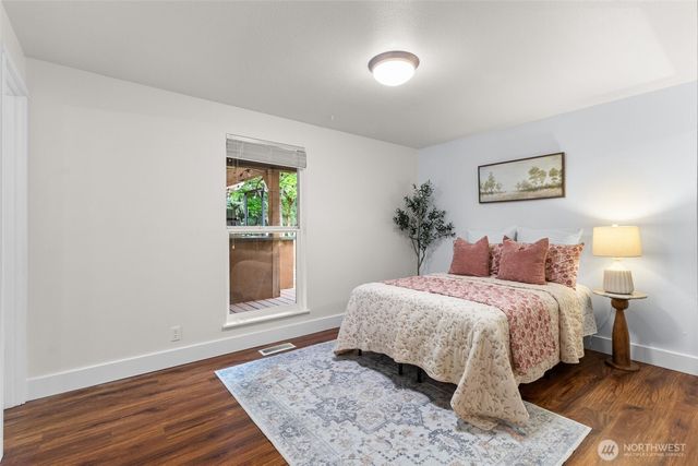 1703 Oxbow Street NE, Olympia, WA 98516