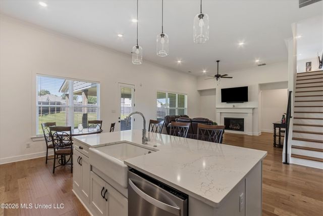 13738 River Grove Lane, Olive Branch, MS 38654
