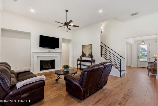 13738 River Grove Lane, Olive Branch, MS 38654