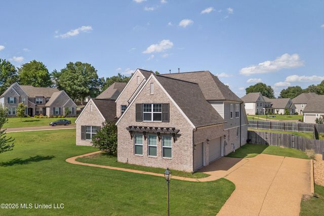 13738 River Grove Lane, Olive Branch, MS 38654