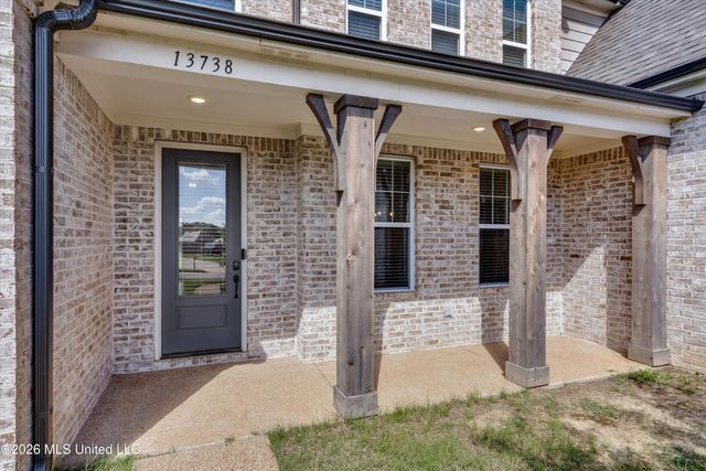 13738 River Grove Lane, Olive Branch, MS 38654