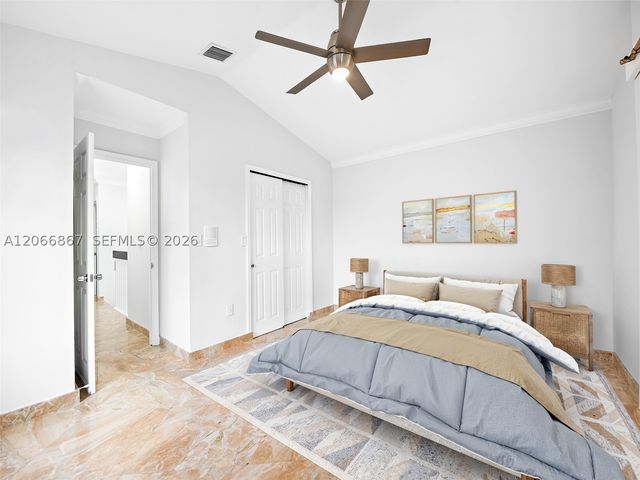 1515 Seagrape Way, Hollywood, FL 33019