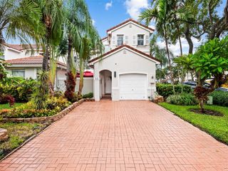 1515 Seagrape Way, Hollywood, FL 33019