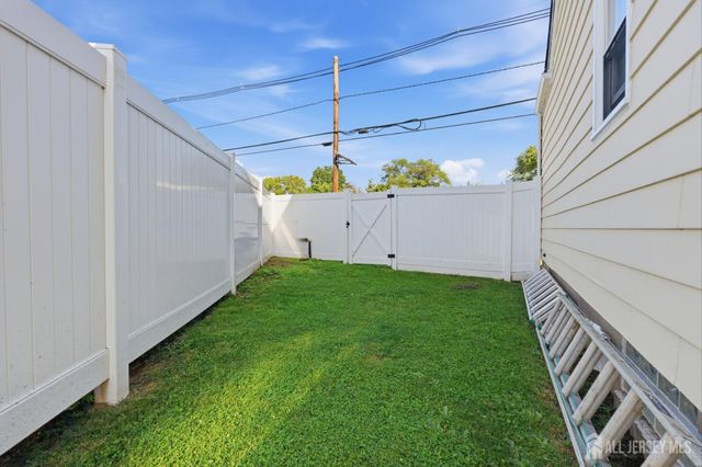 3181 Woodbridge Avenue, Edison, NJ 08837