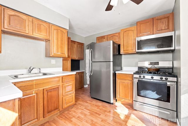 3181 Woodbridge Avenue, Edison, NJ 08837