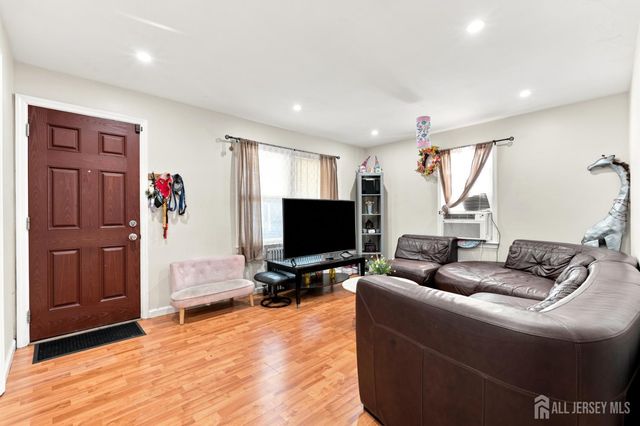 3181 Woodbridge Avenue, Edison, NJ 08837