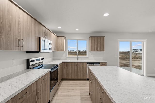 13693 Redway Ct, Caldwell, ID 83607