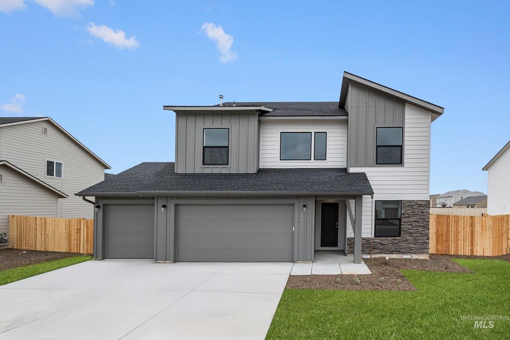 13693 Redway Ct, Caldwell, ID 83607