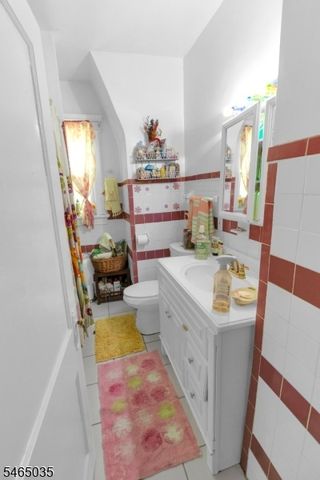 278 18Th Ave, Paterson City, NJ 07504