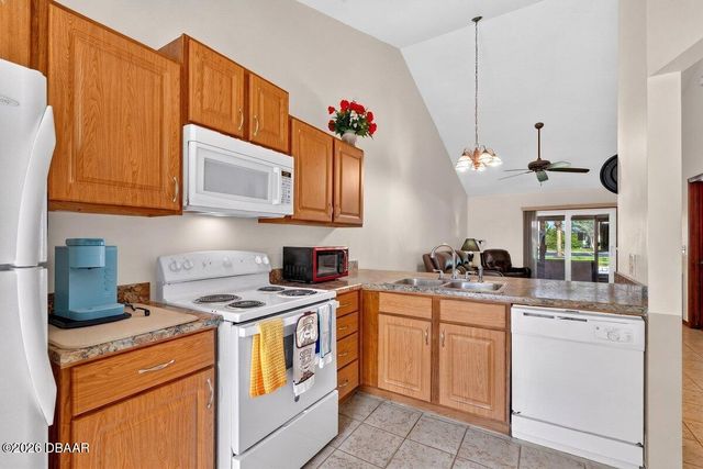 3539 Forest Branch Dr Apt B, Port Orange, FL 32129