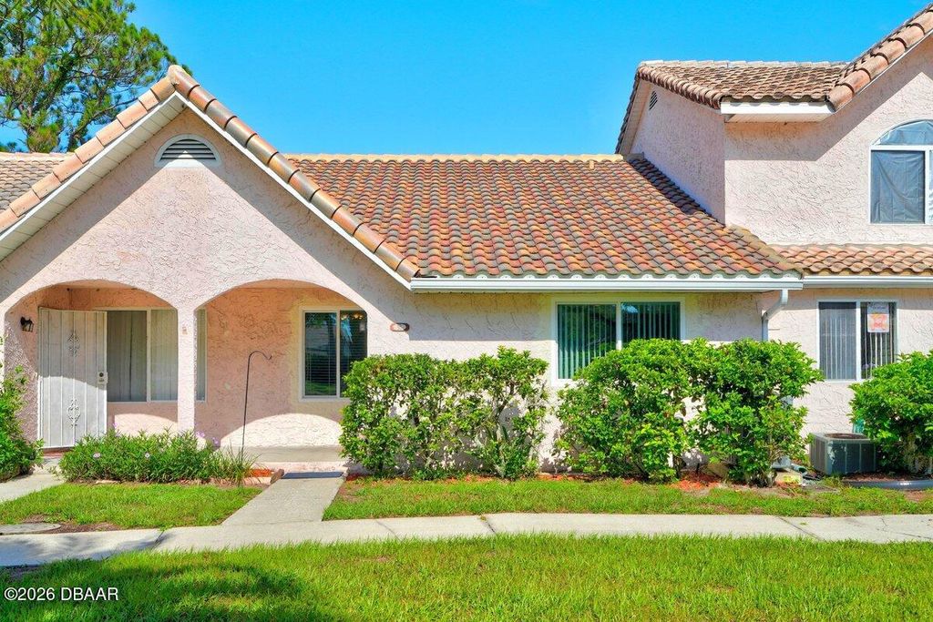 3539 Forest Branch Dr Apt B, Port Orange, FL 32129