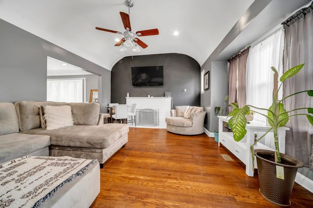 14115 S Wabash Avenue, Riverdale, IL 60827