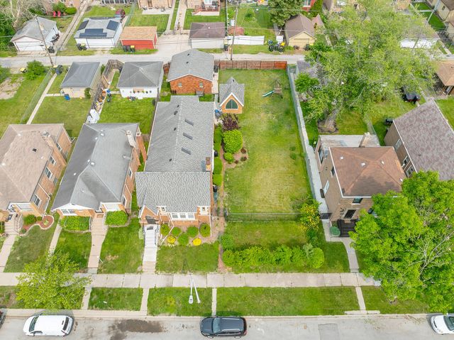 14115 S Wabash Avenue, Riverdale, IL 60827