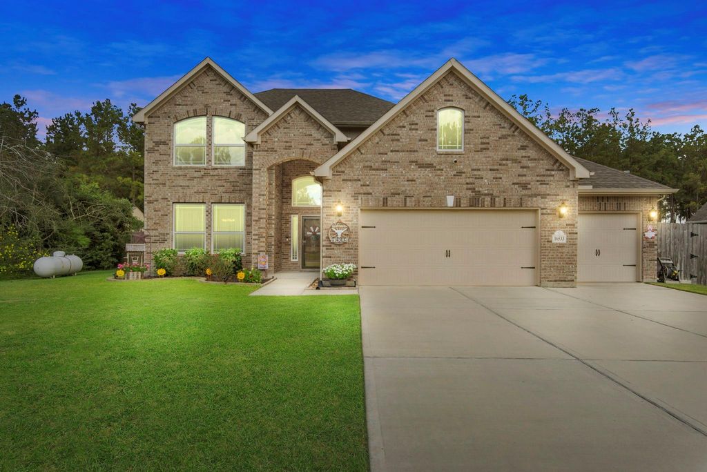 16533 Aransas Street, Conroe, TX 77303