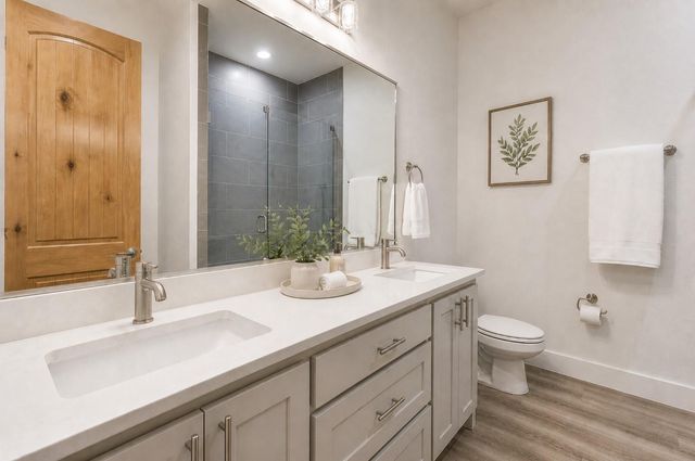 410 Woodland Oaks TRL, Buda, TX 78610