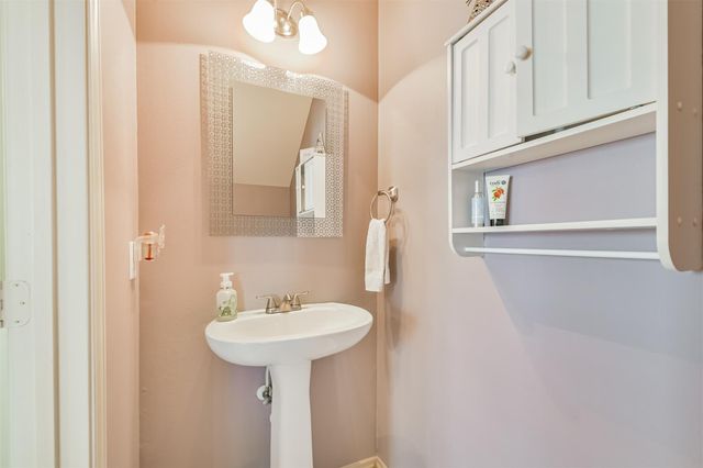 2603 Woodridge Cove Drive, Houston, TX 77087