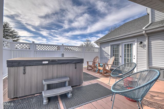 70 Par Lane, Greeneville, TN 37743