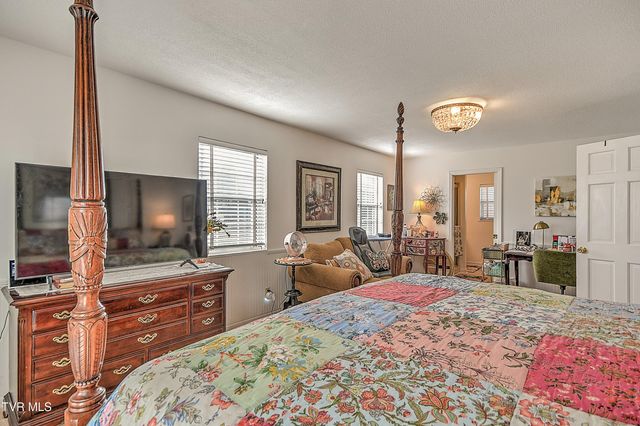 70 Par Lane, Greeneville, TN 37743