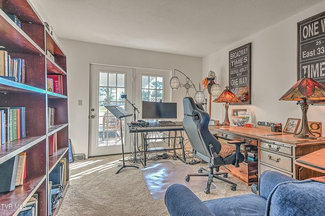 70 Par Lane, Greeneville, TN 37743