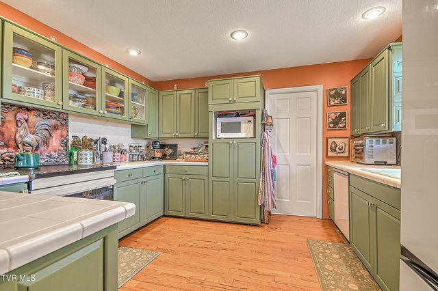 70 Par Lane, Greeneville, TN 37743