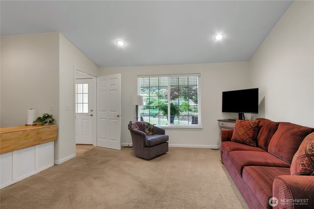 9628 108th Avenue Ct SW, Lakewood, WA 98498