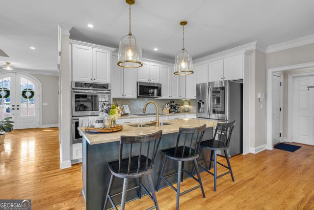 120 Lake Park Drive, Sharpsburg, GA 30277